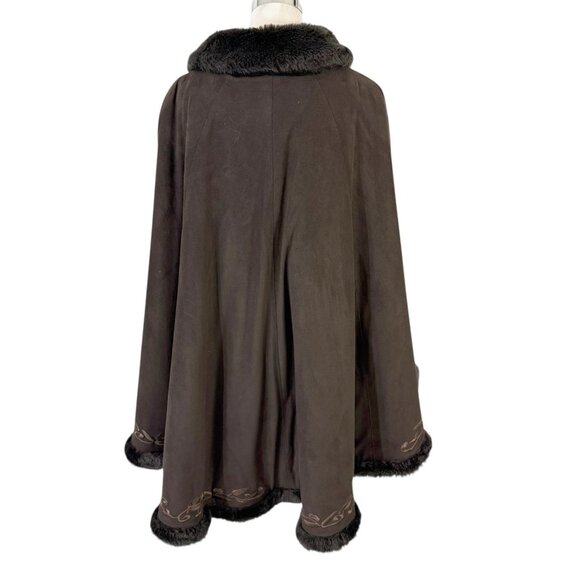 Maggie Barnes Reversible Cape Black Faux Fur Brown Microsuede Embroidered 3X 4X - Picture 6 of 9